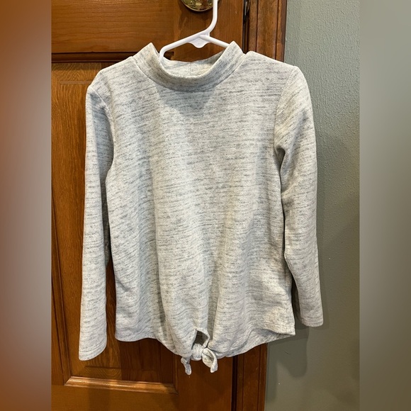 Old Navy Other - Girls Old Navy Grey Shirt